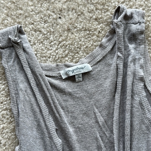 Frill tank - Picture 3 of 9